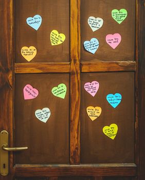 Srce s porukom na vratima dječje sobe - 2