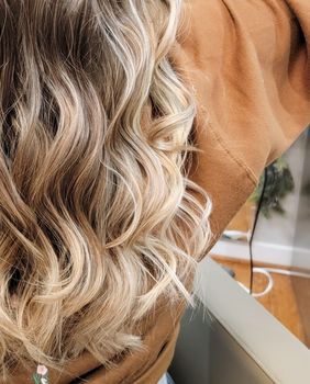 Ribbon Lights pramenovi