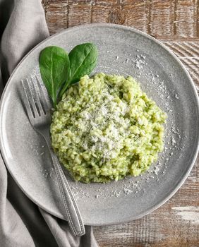 Rižotot sa špinatom