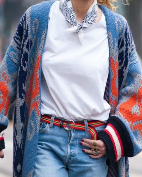 Kardigan je svestrani dodatak ormaru