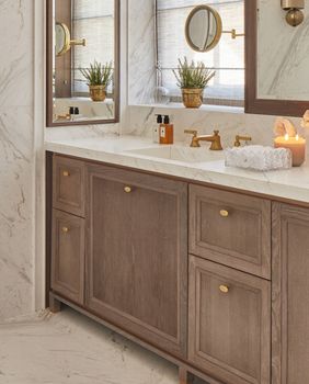 Zlatna boja u kupaonici - 12