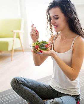 Uravnotežena prehrana i vježbanje ključni su za zdravlje