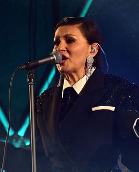 Nina Badrić na dočeku u Slavonskom Brodu