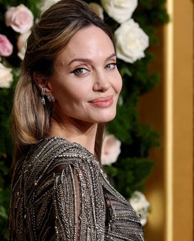 Angelina Jolie na Zlatnim globusima