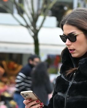 Ljepotica iz Zagreba u tajicama s efektom kože