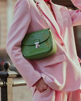 Odijela nosimo u raznim prigodama, od odlaska na posao do svečanosti