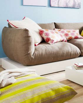 2016. sve se češće spominje na društvenim mrežama kao simbol bezbrižnijeg, toplijeg i vizualno bogatijeg vremena