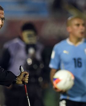 Oscar Washington Tabarez uspješno vodi nogometnu reprezentaciju Urugvaja