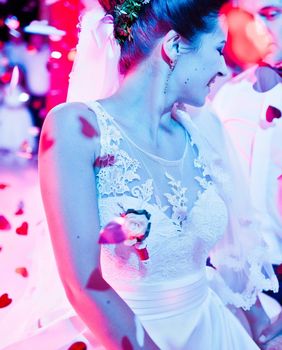 Mladenci puno pažnje posvete odabiru pjesme za prvi ples