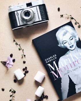 Biografija \'Javni i tajni život Marilyn Monroe\'