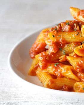 Tjestenina s rajčicom