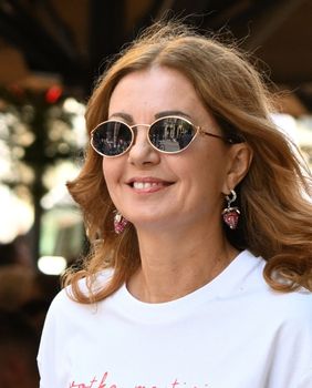 Dama iz Zagreba u majici sa simpatičnim natpisom
