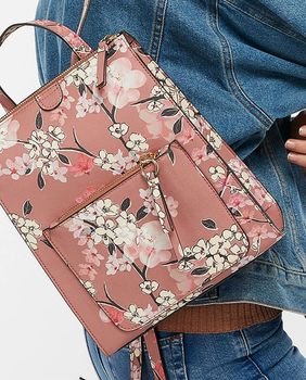 Cvjetni ruksaci idealan su odabir za proljeće i ljeto