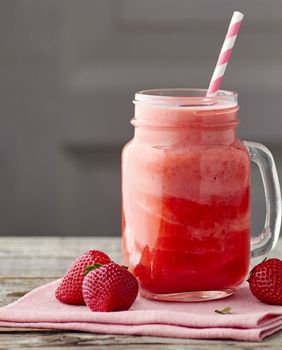 Sok od bobičastog voća