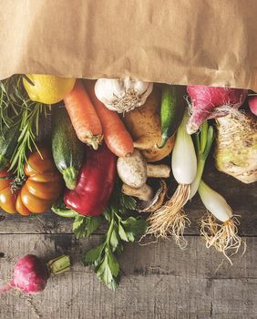 Ananas, avokado i kivi ostavite na kuhinjskom pultu