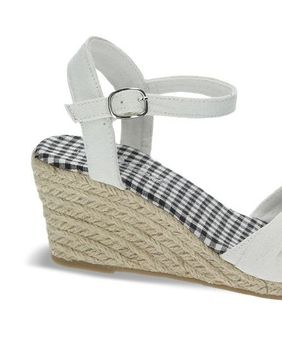 Planet obuća, 21,10 eura