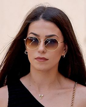 Ljepotica iz Zadra u crnoj kombinaciji udarila kontru bijeloj boji