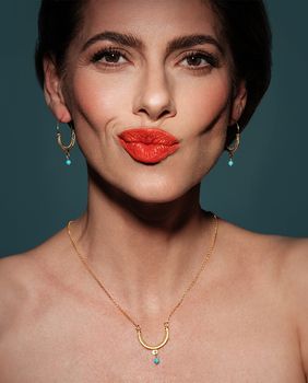 Bezvremenski nakit kao idealan poklon za sebe ili dragu osobu