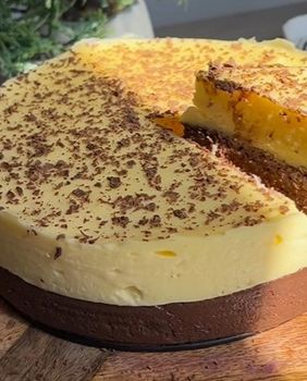 Kolač s grizom blogerice Helene Pudić