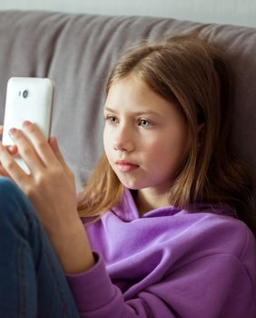 Jeste li za zabranu društvenih mreža djeci do 16 godina?