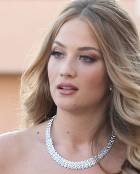 Izabel Kovačić uvijek privlači poglede svojim modnim izborima