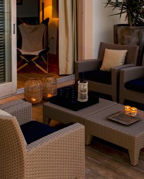 Stan koji ima terasu s pogledom na marinu - 9