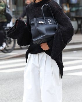 Hlače širokh nogavica nisu novost u modnom svijetu