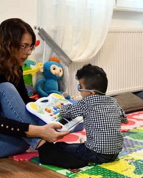 Ante Mikulić iz Slavonskog Broda ima rijeku bolest Cornelia de Lange sindrom