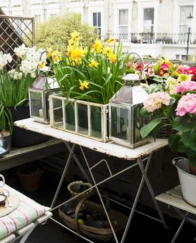 Kako urediti mali balkon?