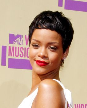 Rihanna na dodjeli nagrada 2012. godine