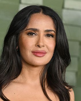 Salma Hayek na večeri u restoranu u Notting Hillu - 4
