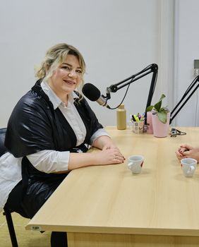 U drugoj epizodi podcasta 'Vulva je WOW!' Martina Tuta razgovara s dr. Vanjom Boškić, liječnicom obiteljske medicine iz Rijeke - 3