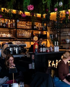 Sandro Slavnić, Kabinet