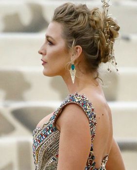 Blake Lively na Met Gali 2018. - 4