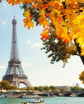 Pariz, 4 dana, put avionom, 4380 kn (agencija Atlas)