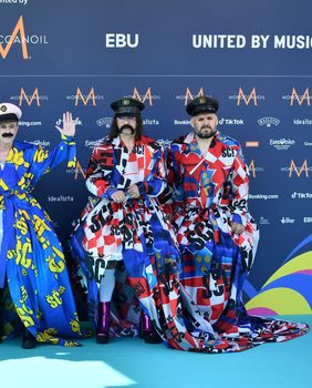 Let 3 na tirkiznom tepihu u Liverpoolu