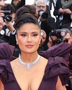 Salma Hayek u Cannesu