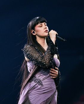 Srpska predstavnica Teya Dora u prvom polufinalu Eurosonga 2024.