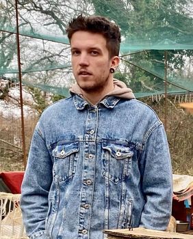 Baby Lasagna s mačkom