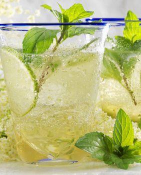 Sok od bazge s mentom