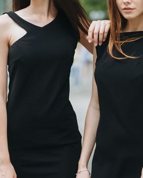 Mala crna haljina je nepogrešiv izbor za svečane prilike