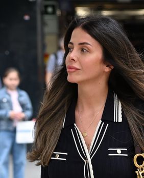 Zagrebačka street stylerica u pletenoj haljini i mokasina - 3