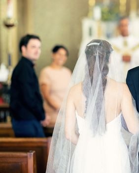 Mladenci pažljivo biraju pjesmu uz koju će hodati do oltara