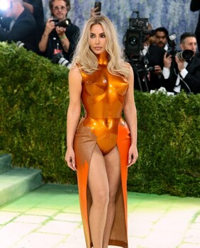 Kim Kardashian na Met Gali 2026. - 2