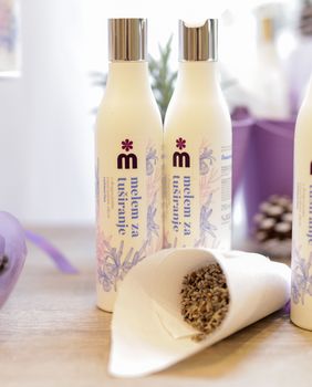 Linija gelova za tuširanje brenda Melem