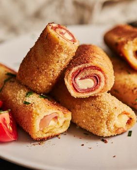 Pohane rolice sa šunkom i sirom