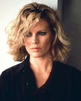 Slojeviti bob nosila je i Kim Basinger