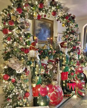 Božićno uređenje kuće velikog ljubitelja tog blagdana - 7