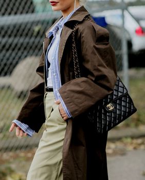 Tamnosmeđa boja jedan je od najvećih hitova sezone i apsolutni klasik