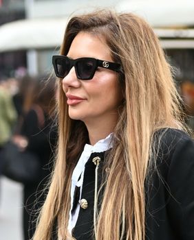 Dama iz Zagreba u Chanelovim čizmama s potpeticom u obliku bisera